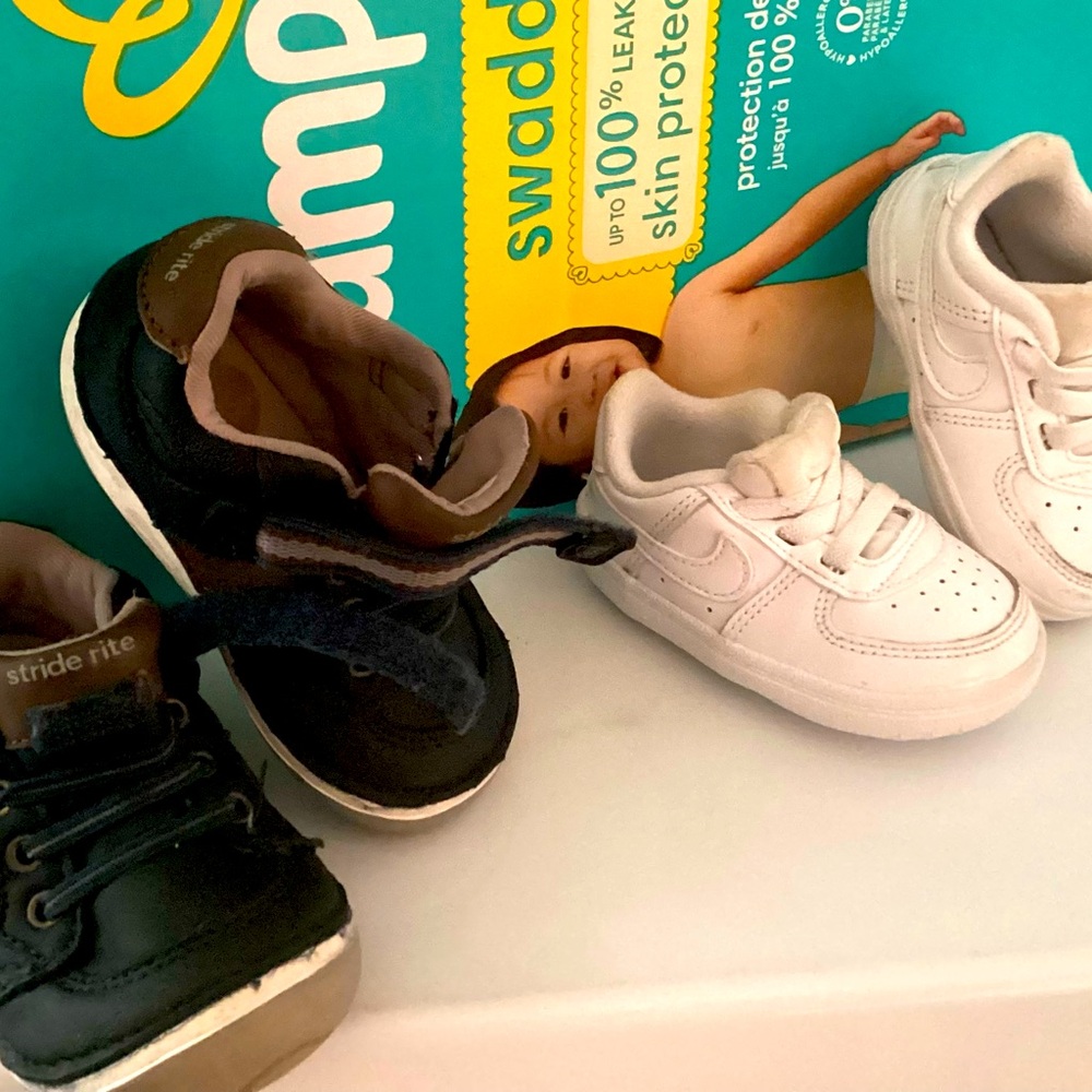 Baby Nike Tennis Shoes, Color White.